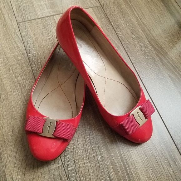Salvatore Ferragamo Varina Ballet Flats Coral Pink